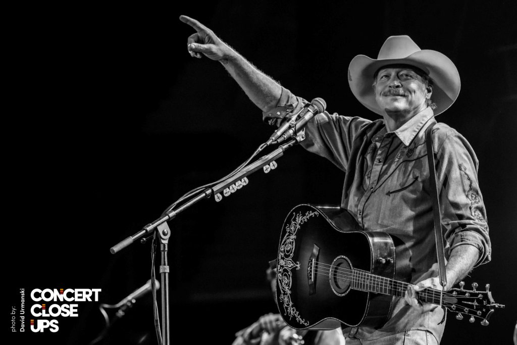 Alan Jackson: Biography, Country Music Singer, Songwriter